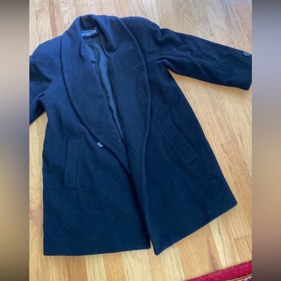 Coat size medium petite - Picture 2 of 3